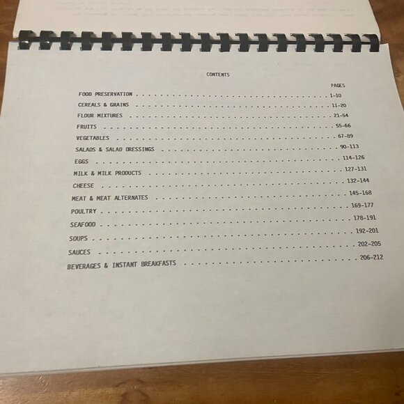 Sixty Minute Metric Chef Regional Canada Vtg Cook Book 1982 Langley - Picture 3 of 8